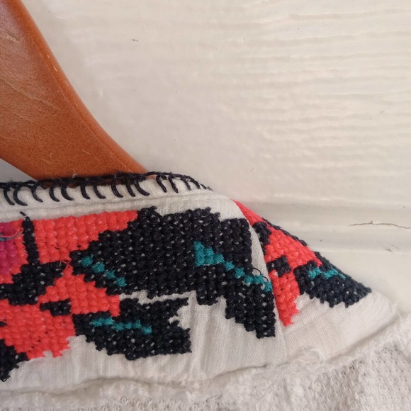 Free People Aztec White Embroidered Tunic Top Boho Hippie Waffle Thermal Large - Picture 9 of 15